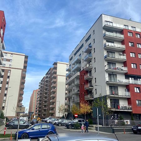 Divany Apartaments - Coresi Mall Braşov Esterno foto