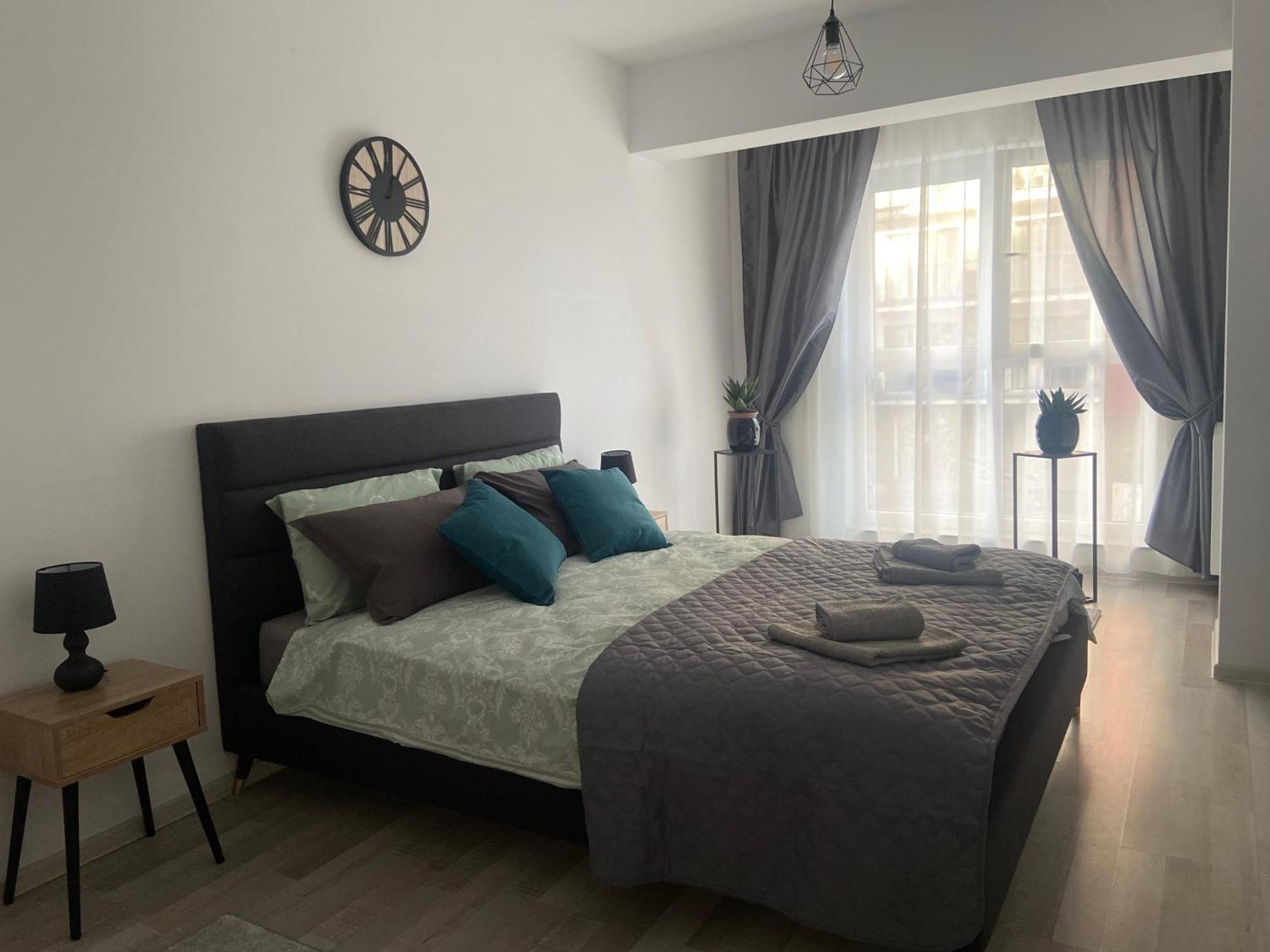 Divany Apartaments - Coresi Mall Braşov Esterno foto